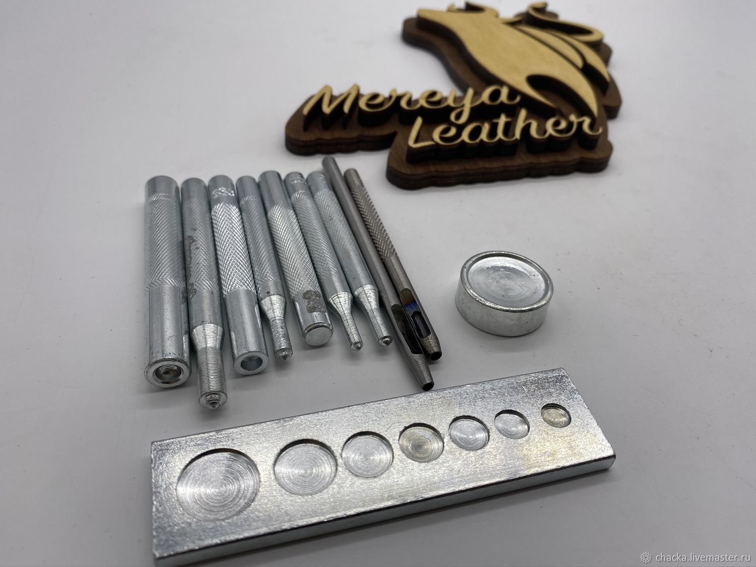 кнопка швейная фурнитура. инструмент для установки металлических кнопок 15мм для одежды. хольнитен установщик фурнитуры. инструмент для люверсов. набор варио-плюс vario plus базовый ассортимент prym 651420.