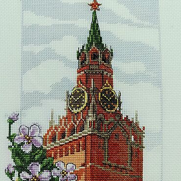 Картины и панно ручной работы. Ярмарка Мастеров - ручная работа Картина вышитая Спасская Башня. Handmade.