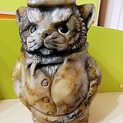 Sculpture cat from natural Ural ornamental stone Calcite