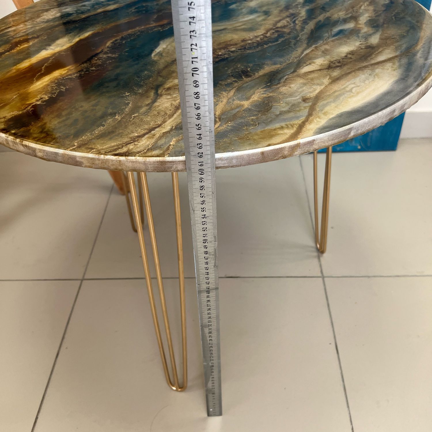 Столик из эпоксидной смолы с НЕФТЬЮ «Волны» – заказать на Ярмарке ...