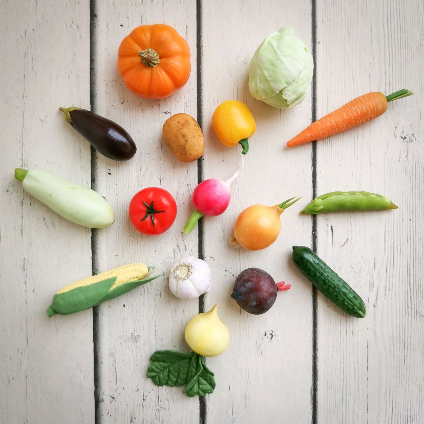 мини овощи и фрукты из полимерной глины. овощи из полимерной глины. лепка из полимерной глины фрукты и овощи. овощи из полимерной глины. овощи из полимерной глины для детей.