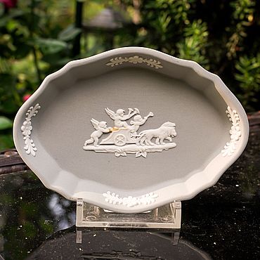 Винтаж ручной работы. Ярмарка Мастеров - ручная работа Винтаж: WEDGWOOD блюдце для украшений с Путти, Англия. Handmade.