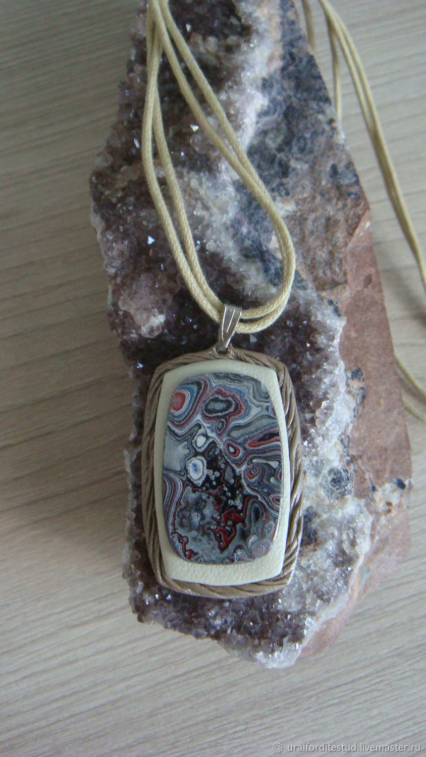 Подвеска: с фордитом на коже купить в интернет-магазине Ярмарка ...