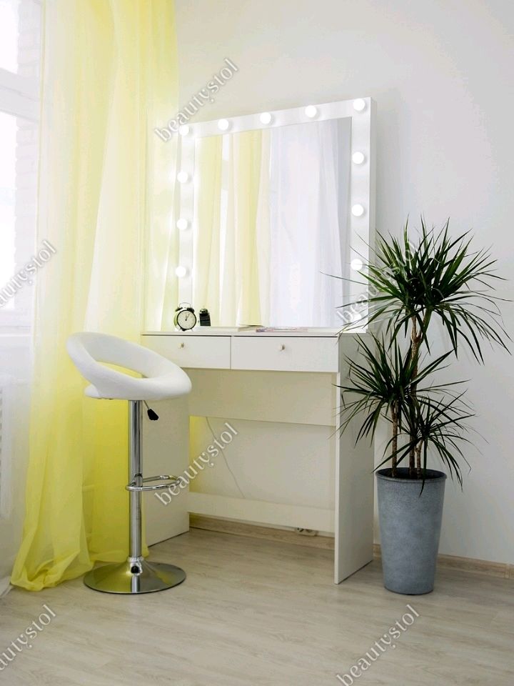 Гримёрный | Туалетный столик. Стол визажиста с зеркалом в интернет ...