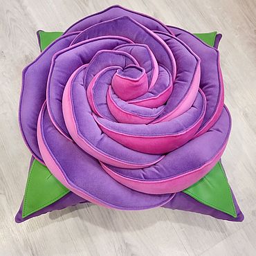 Подушка Роза декоративная диванная для украшения интерьера – заказать ...