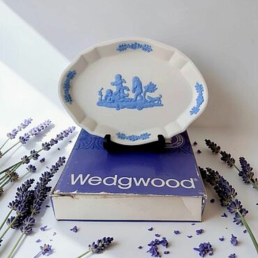Винтаж ручной работы. Ярмарка Мастеров - ручная работа Винтаж: Wedgwood Jasperware редкое блюдце для украшений в фирменной коробке. Handmade.