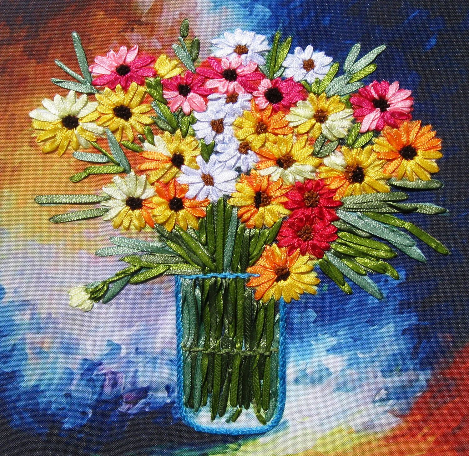 Букет, вышитый лентами