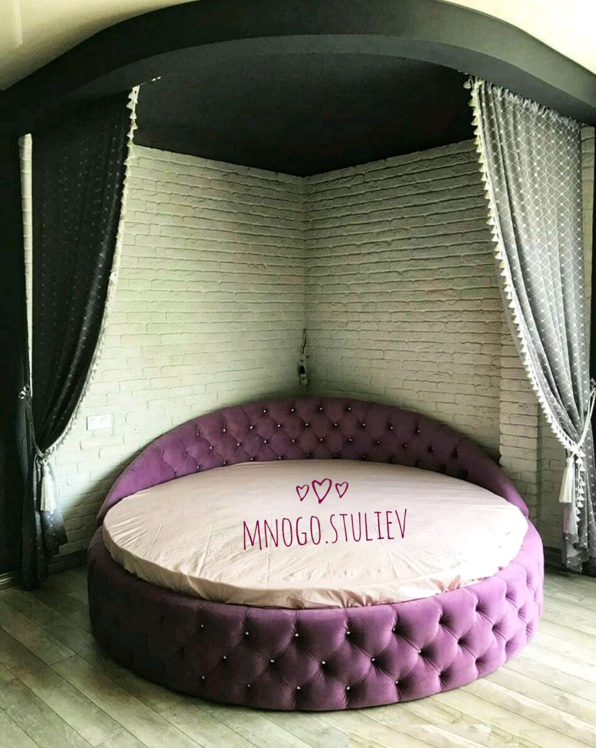 Круглая кровать Габриэль Аскона