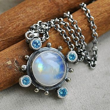 подвеска с лунным камнем для ясности ума