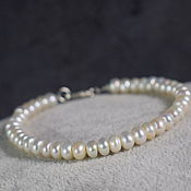 Украшения handmade. Livemaster - original item Natural white pearl bracelet in the shape of 