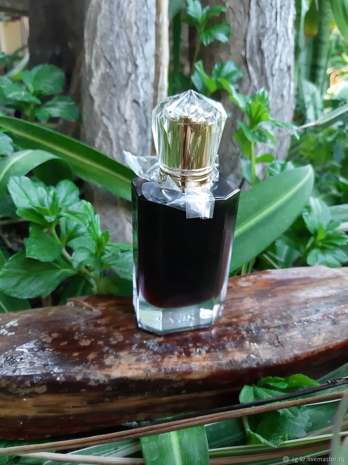 камбоджийский уд swedoft. масло черное агаровое дерево ladecor. Oud эфирное масло. эфирное масло удовое дерево. удовое дерево духи.