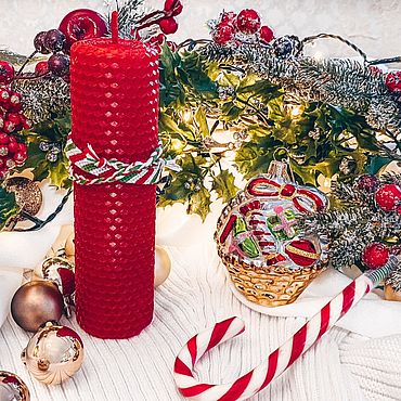 Картины и панно ручной работы. Ярмарка Мастеров - ручная работа Свеча из вощины «New Year’s wish». Handmade.