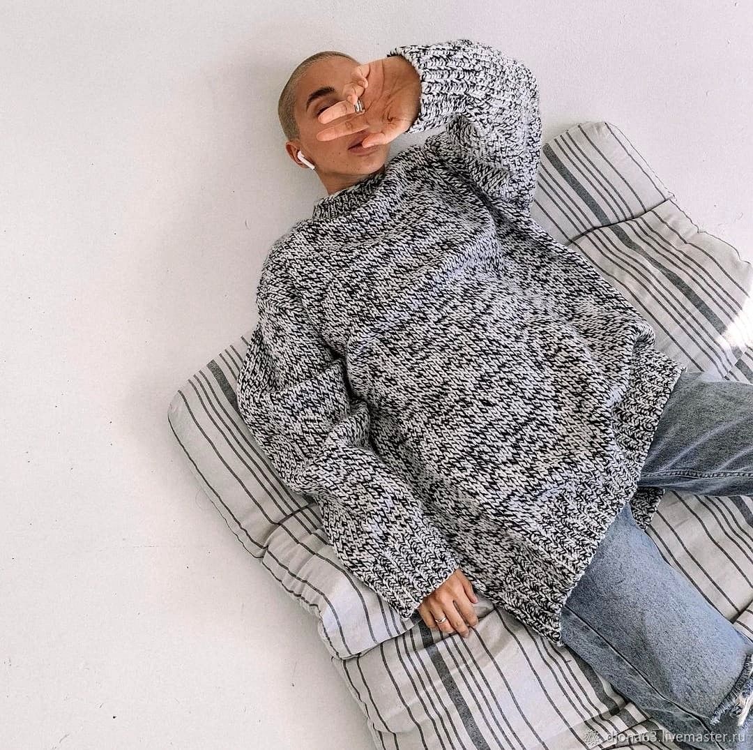 Свитер меланжевый ручной вязки в интернет-магазине Ярмарка Мастеров по ...