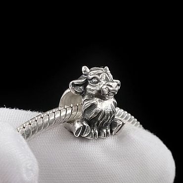 Украшения ручной работы. Ярмарка Мастеров - ручная работа Шарм Бык. Handmade.