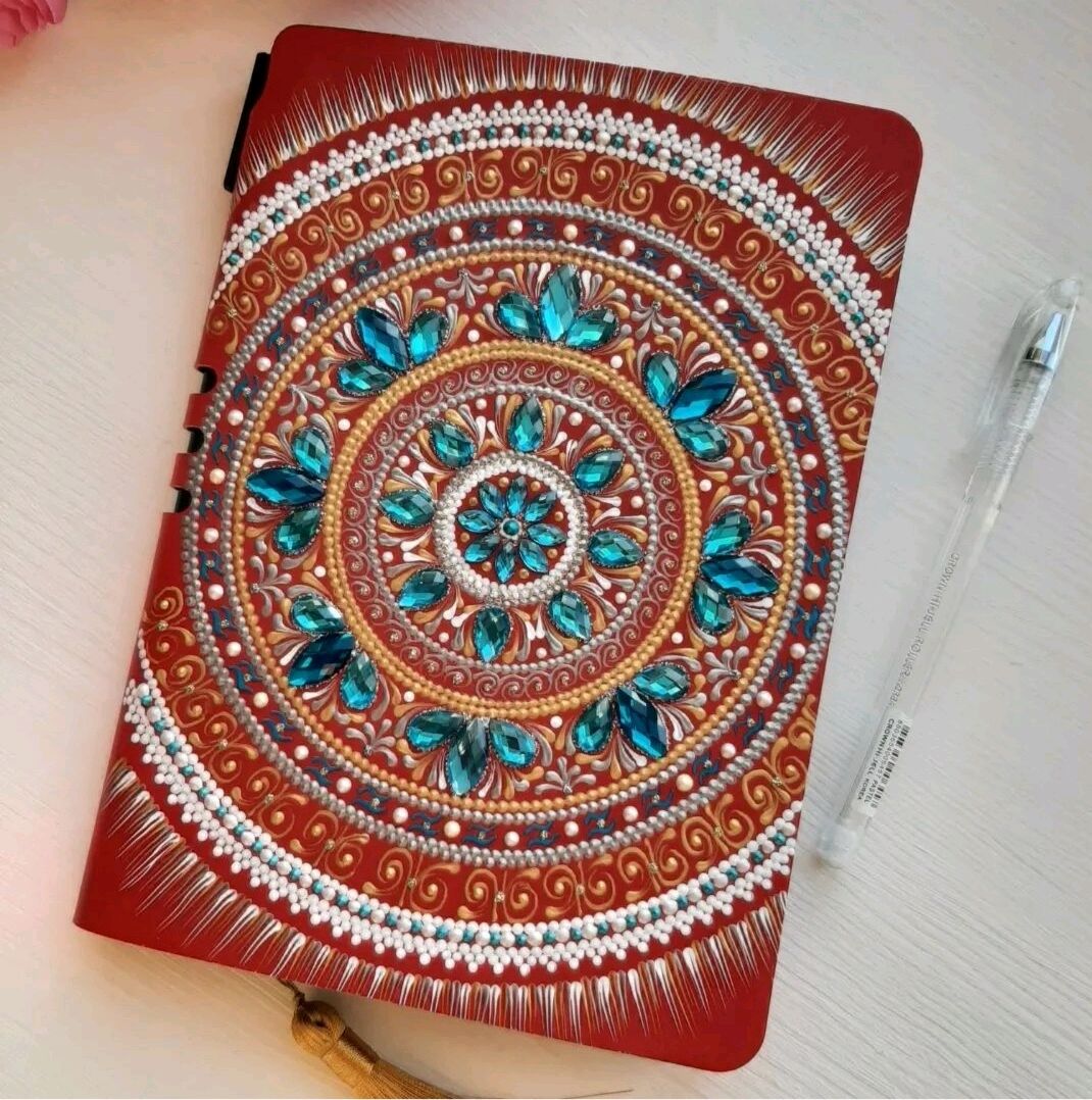 Точечная роспись на ежедневнике \"Красный бархат\" в интернет-магазине ...