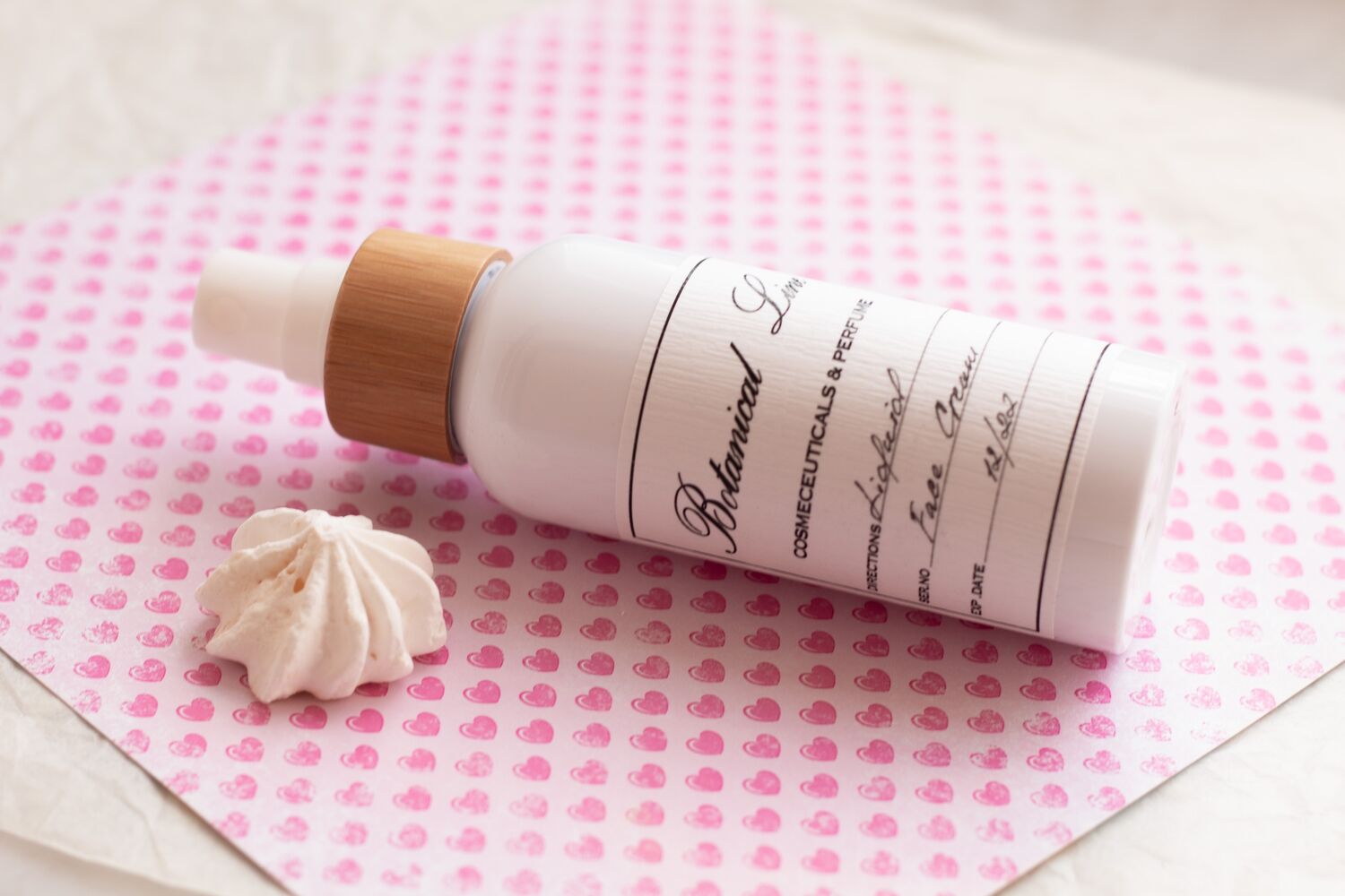 Жидкий крем для лица с гиалуроновой кислотой – купить на Ярмарке ...