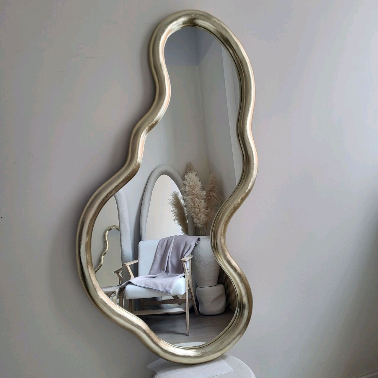 Зеркало настенное в золотой лепной раме "поталь" в интернет-магазине ...