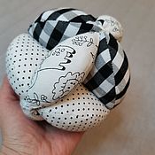 Мяч Такане развивающий текстильный 18 см (Монтессори-мяч, PuzzleBall)