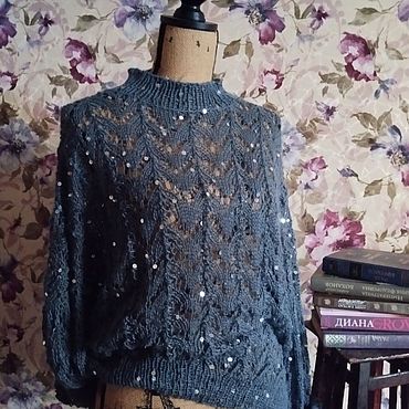 Одежда ручной работы. Ярмарка Мастеров - ручная работа Джемперы: " Chiaro di Luna ". Handmade.