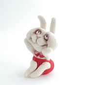 Игрушка из шерсти Кролик Пуф