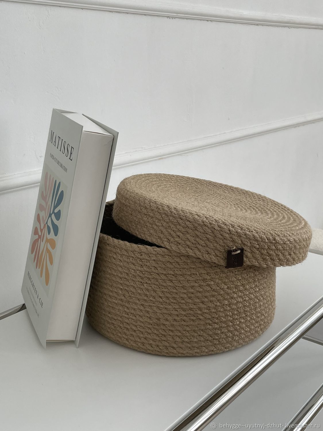Корзина плетеная из джута для хранения с крышкой в интернет-магазине ...