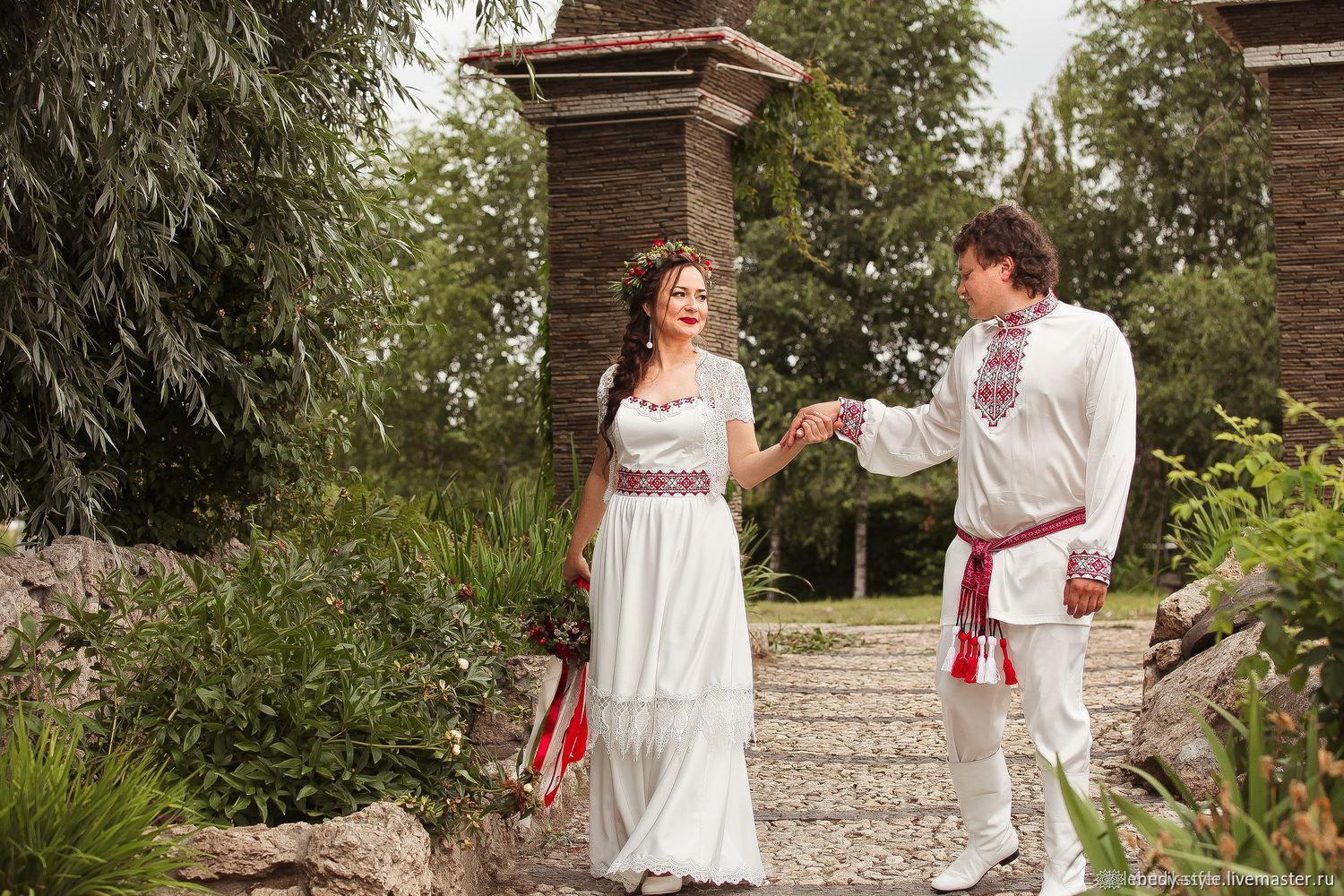 Русский свадебный костюм мужской и женский