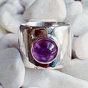 Silver ring with solar quartz