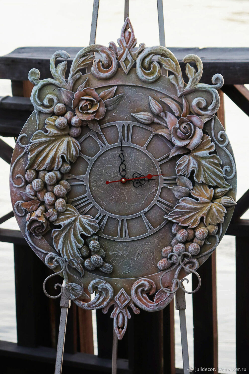 Барельеф. Часы. Виноград купить в интернет-магазине Ярмарка Мастеров по ...
