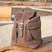 Men's leather backpack briefcase «The Lonely Bull»