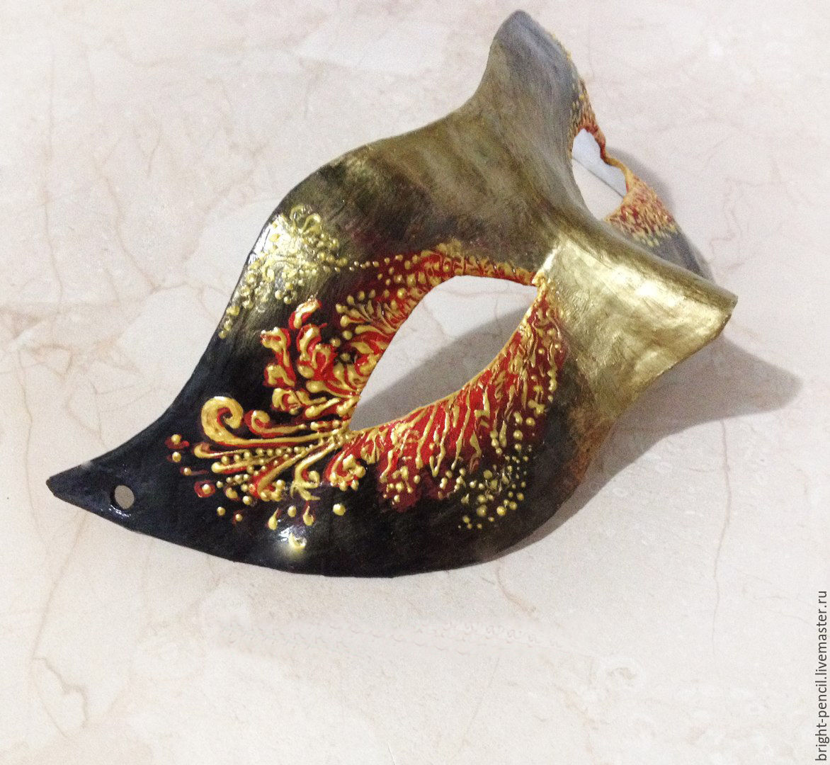 Роспись венецианских масок. Венецианская маска вольто. Венецианская маска из глины. Маскарадная маска. Роспись масок для лица.