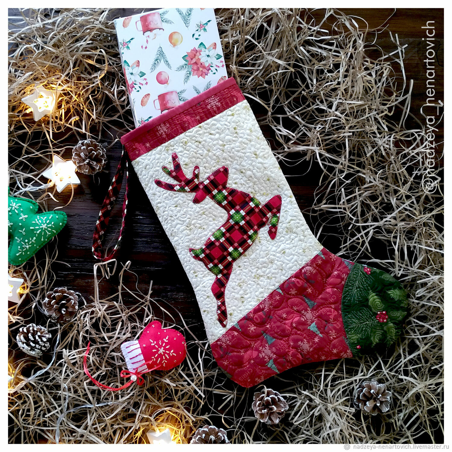 Новогодний носок: с аппликацией оленя и декоративной стежкой – заказать ...