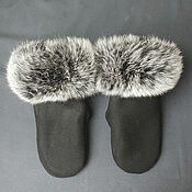 Аксессуары handmade. Livemaster - original item Cashmere mittens with arctic fox. Handmade.