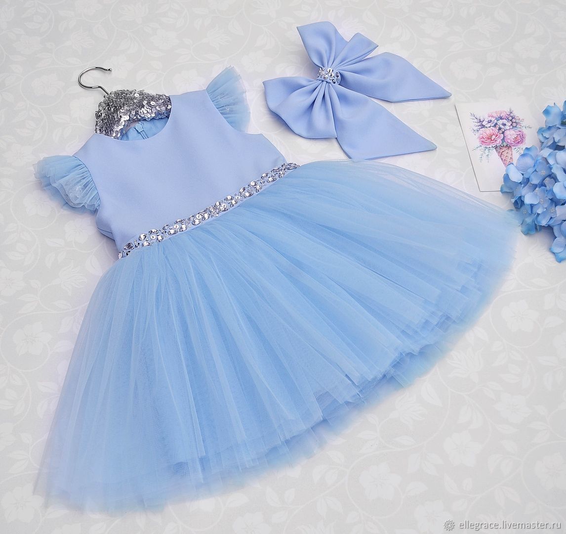 Платья голубые на девочку