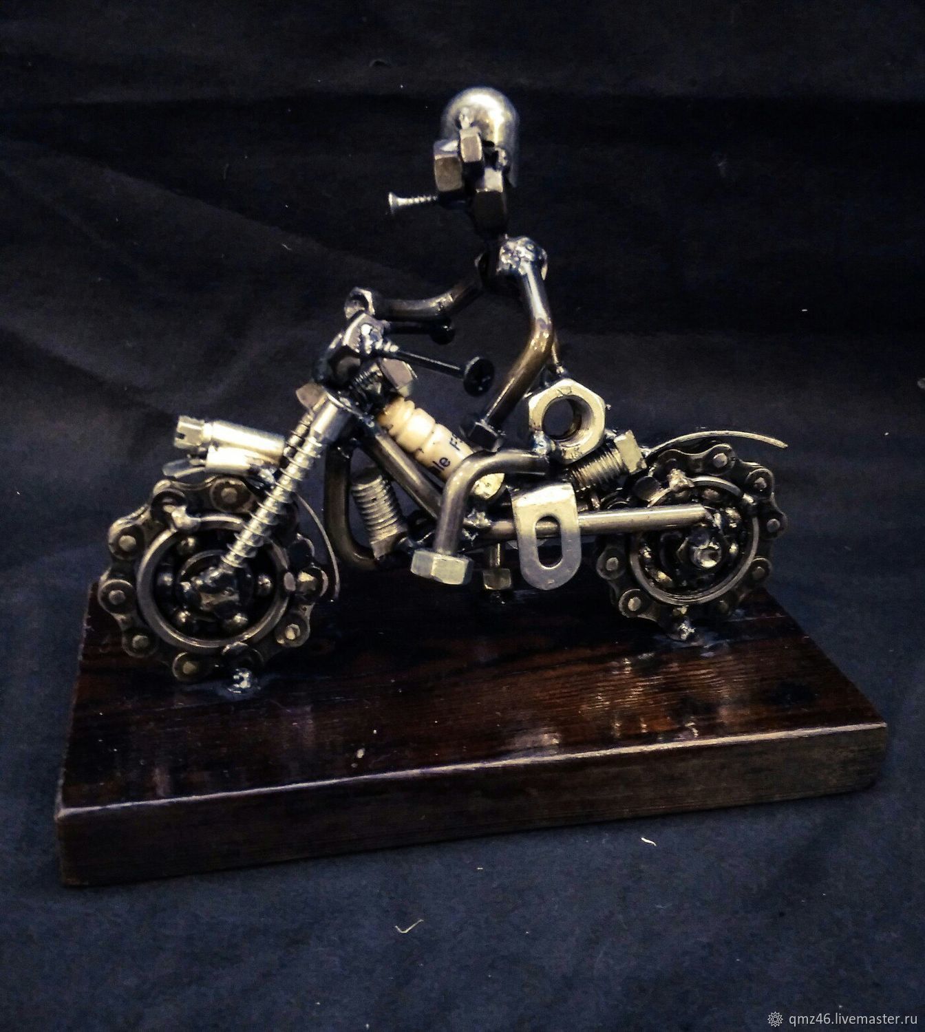 Сувенирный металл. Сувениры для байкеров. Мотоцикл из металла. Фигурки мотоциклов из металла. Подарок из металла.