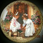 Винтаж: Декоративная фарфоровая тарелка Венок с розами ЛЕНА ЛЮ. 1994г