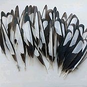 Лотосы. Серьги Лотос. Серёжки с перьями птиц Крупное украшение с пером