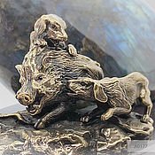 Для дома и интерьера handmade. Livemaster - original item The boar and dogs labradorite bronze gift to the head leader. Handmade.