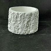 Кашпо керамическое куб на ножках  с цветочкамиKG452