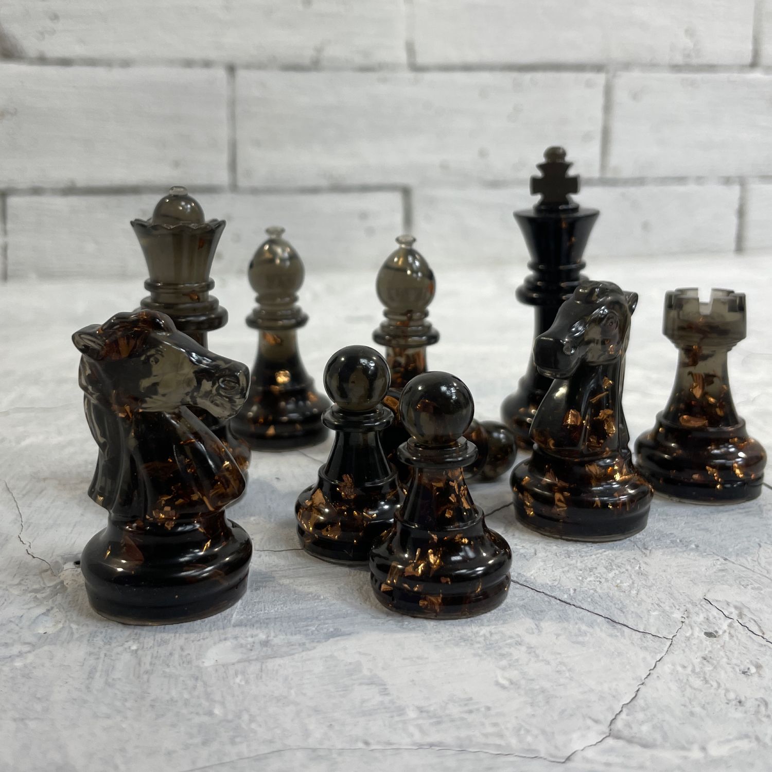 Шахматные фигуры из ювелирной эпоксидной смолы в интернет-магазине ...