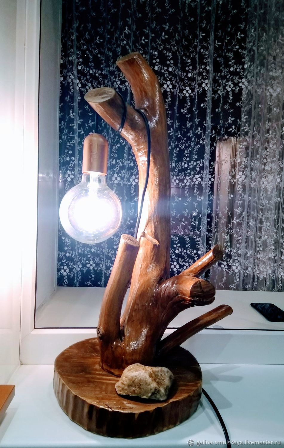 Светильник из дерева – купить онлайн на Ярмарке Мастеров – N979YRU ...