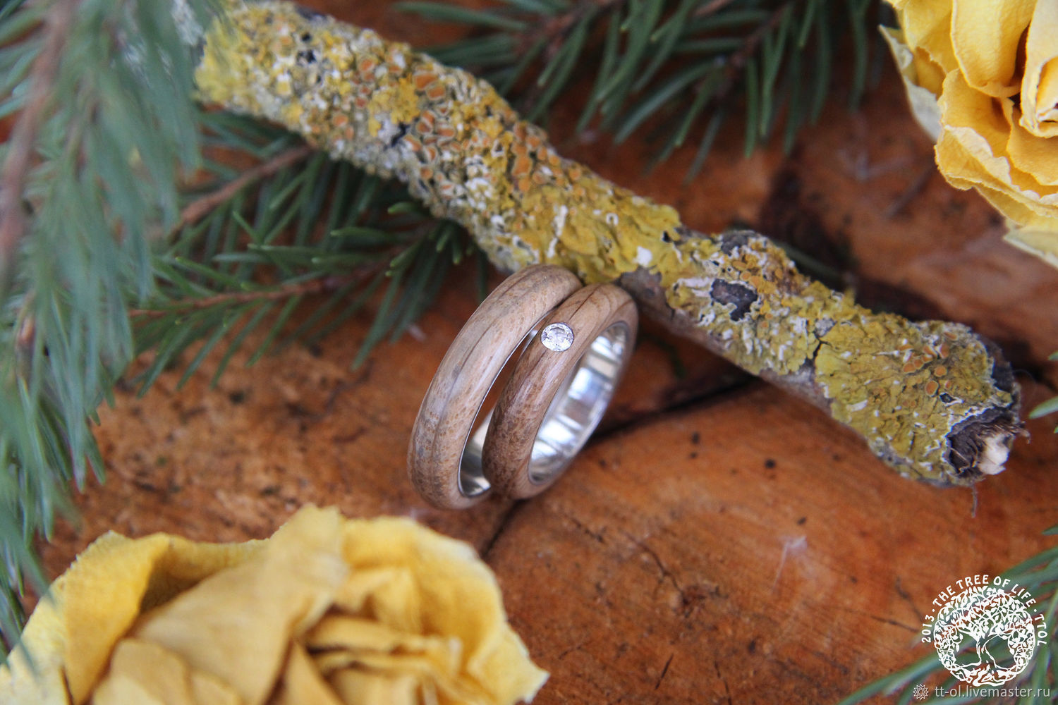 Парные кольца из дерева округлые ( дуб, фианит, металл) в интернет ...
