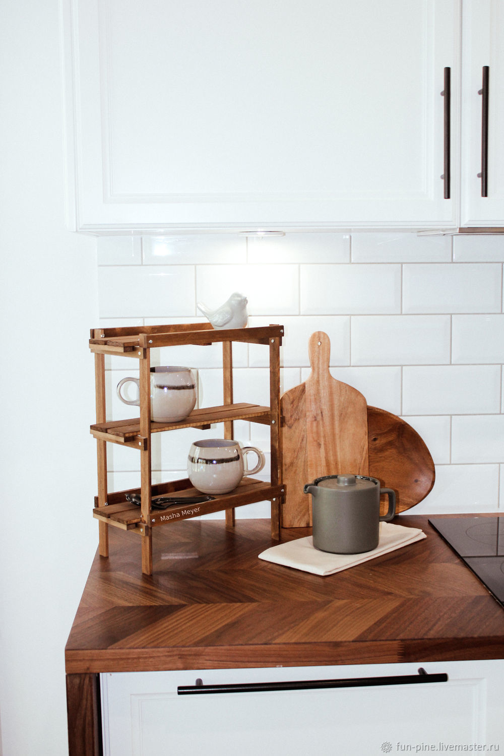 Этажерки для кухни деревянные напольные (64 фото)