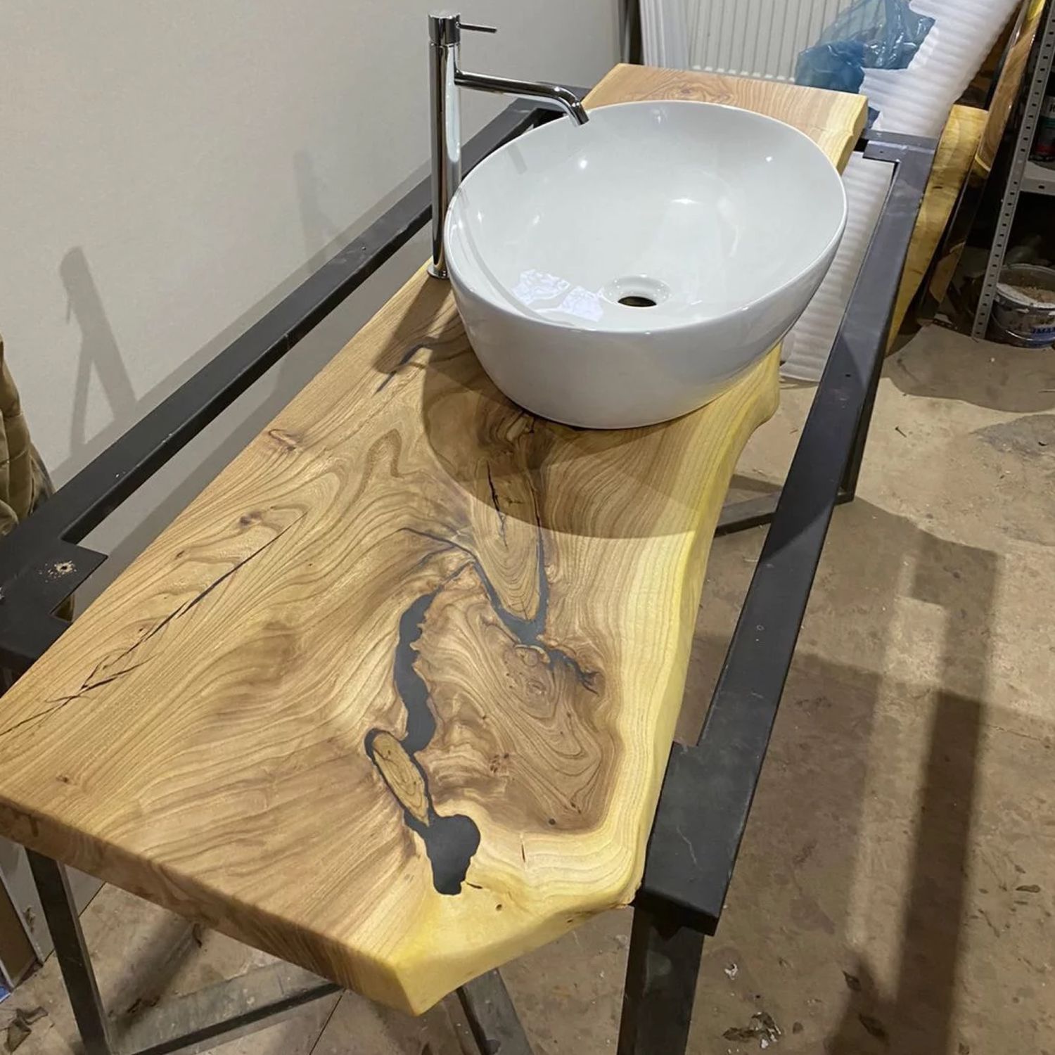 Столешница под раковину из слэба горный карагач 200х40 в интернет ...