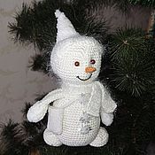 Куклы и игрушки handmade. Livemaster - original item Amigurumi dolls and toys: Snowman with a knitted bag. Handmade.