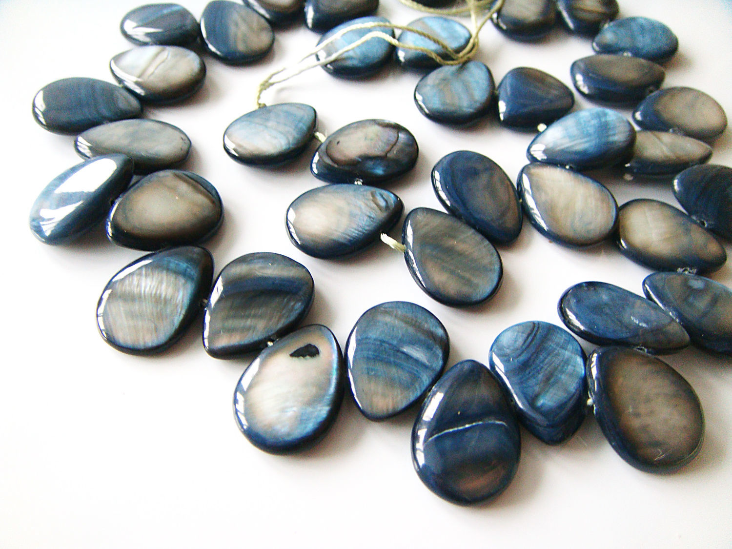 Beads, mother of pearl toned dark lagoon, Beads1, Bryansk,  Фото №1