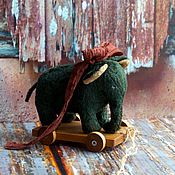 Куклы и игрушки handmade. Livemaster - original item Little Elephant vintage style on the wooden cart. Handmade.