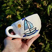 Посуда handmade. Livemaster - original item A wide mug with a picture of a boat on a wave with the sun. Handmade.