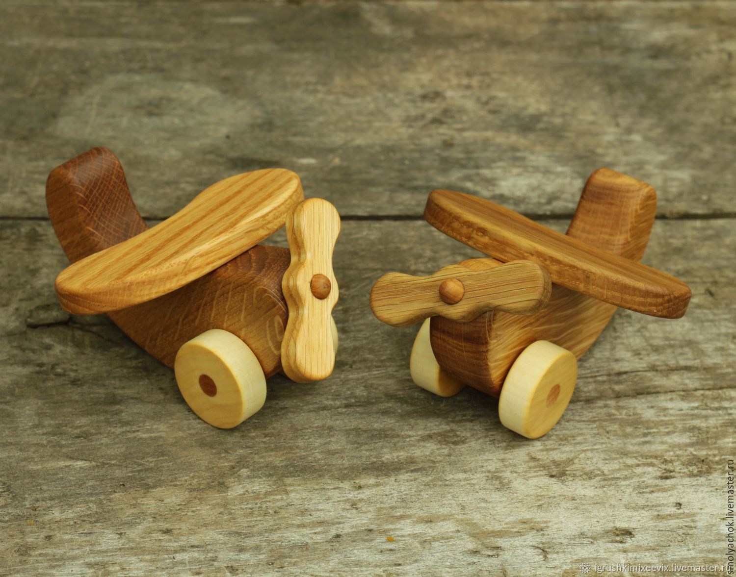Сделать своими руками из дерева простые. Деревянные изделия для детей. Деревянный самолет. Интересные изделия из дерева. Поделки из древесины.