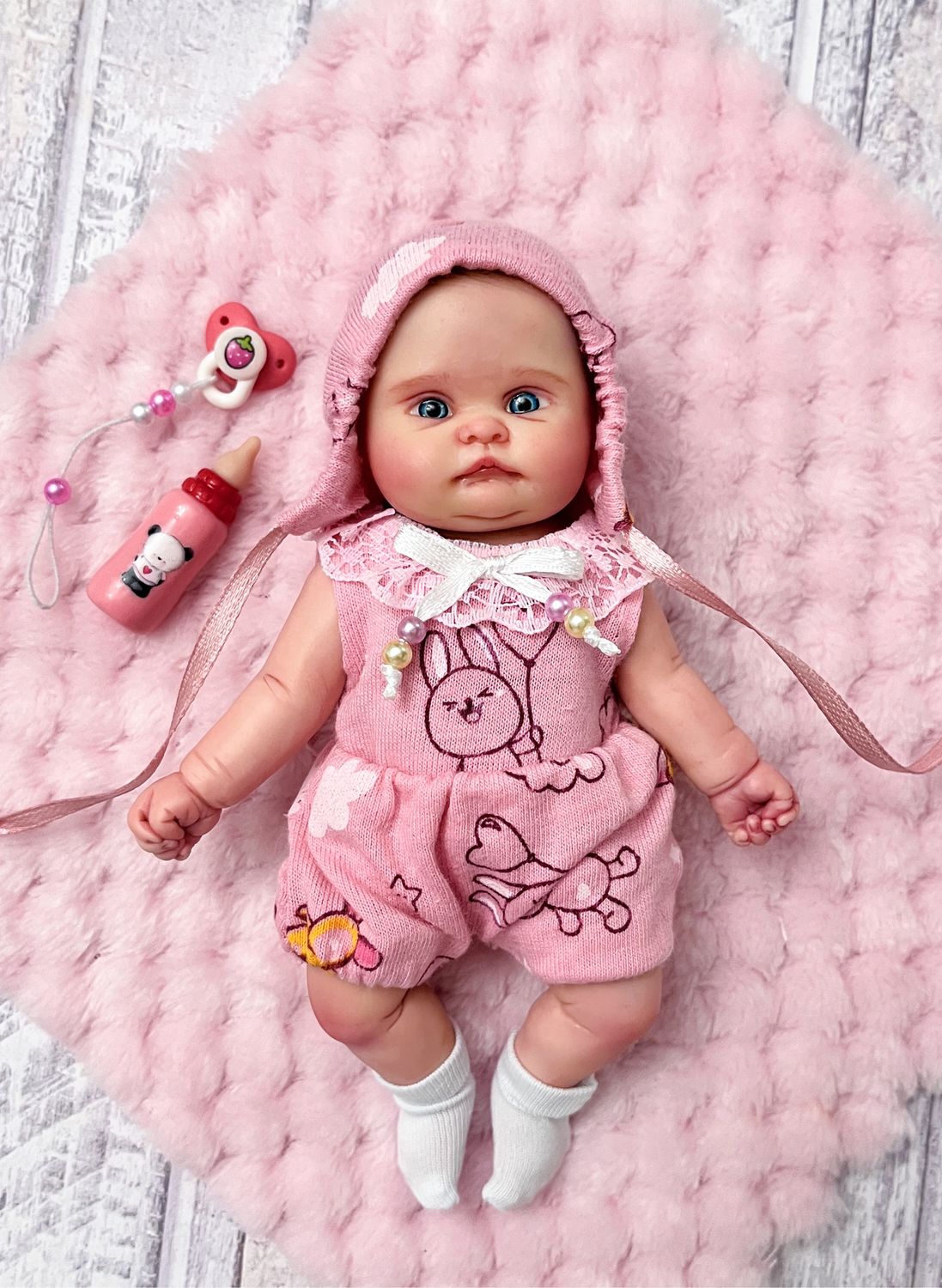 Анатомическая куколка из полимерной глины мини реборн Анютка купить в ...