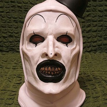 Как сделать маску для Хэллоуина своими руками
